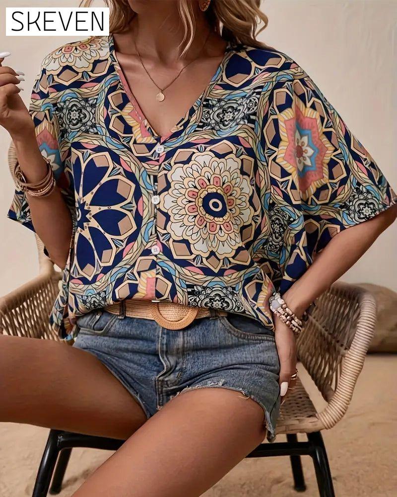 Retro-Bluse mit Print, V-Ausschnitt, Knopfleiste und halben Ärmeln