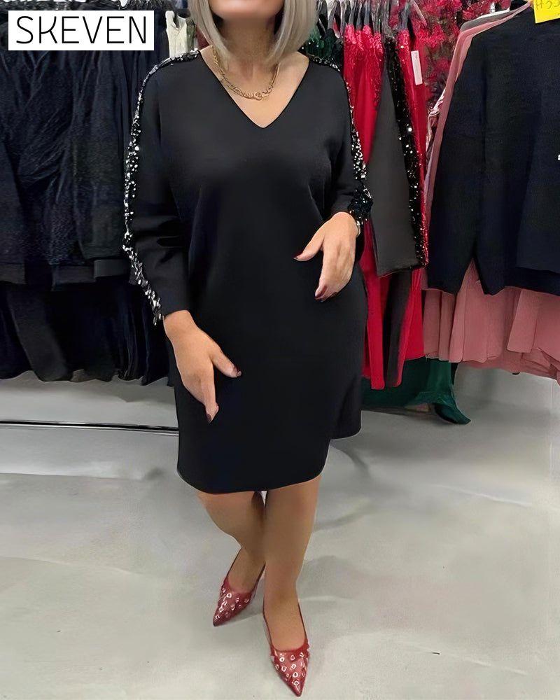 Paillettenbesetztes Sweatshirtkleid mit V-Ausschnitt