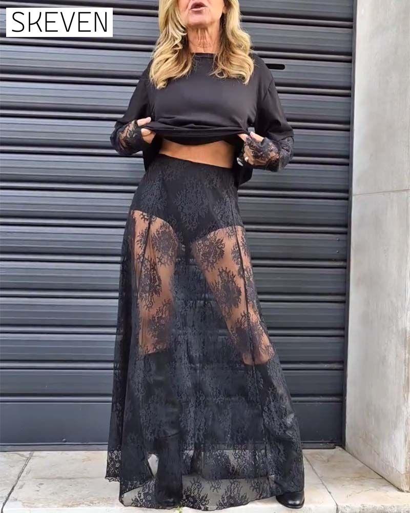 Ensemble deux pièces - t-shirt uni et jupe en dentelle