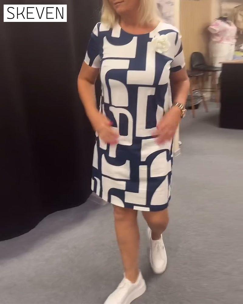 Geometric print pocket crew neck dress