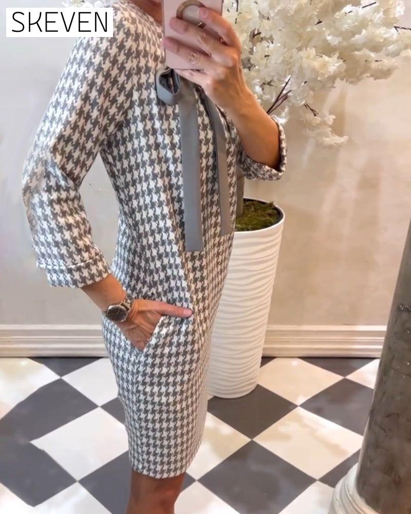 Elegantes Kleid mit Hahnentrittmuster