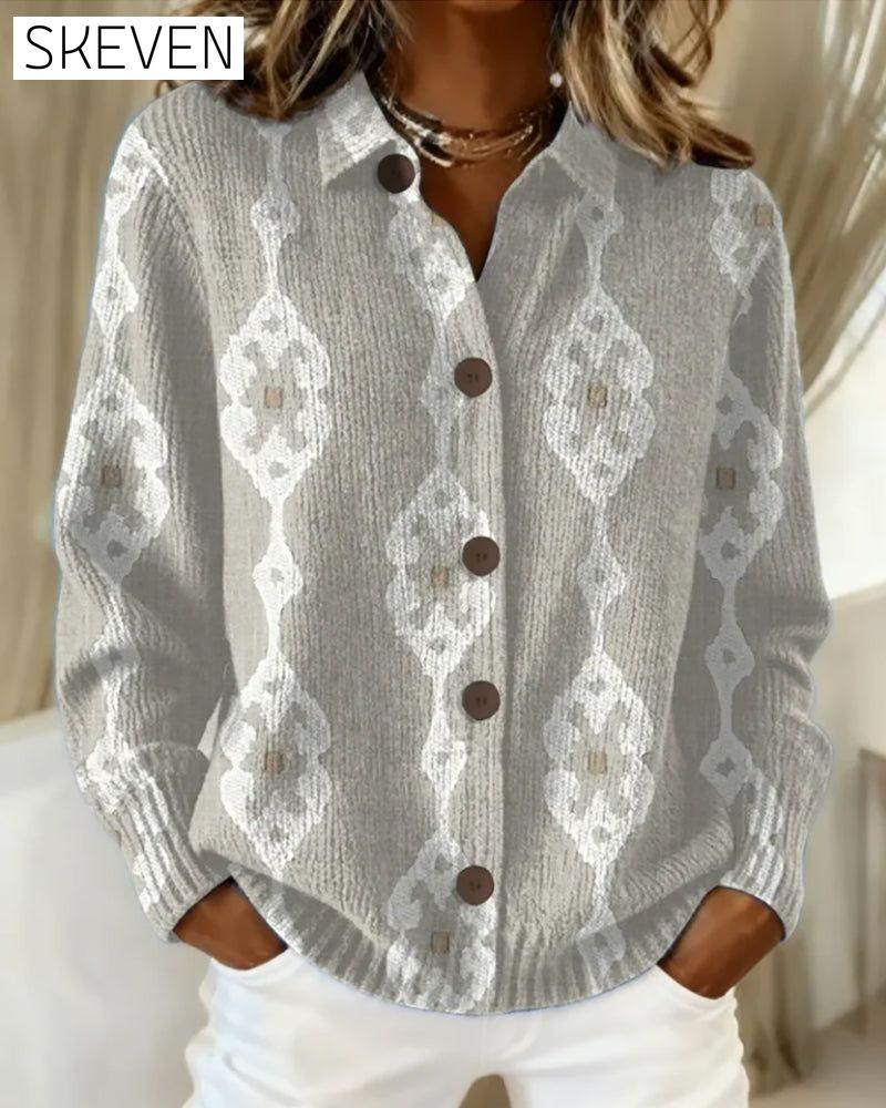 Strickjacke mit Polokragen, einreihig