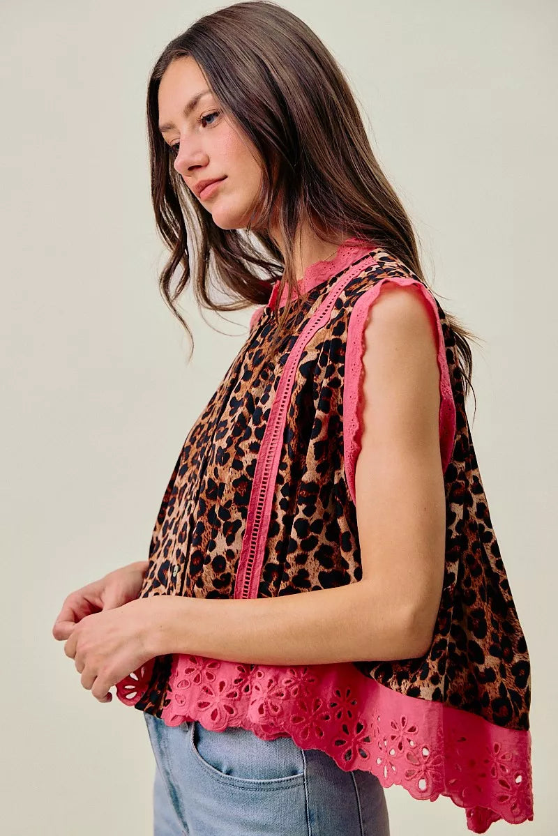 SO ME Leopard Button Up Pleated Sleeveless Blouse