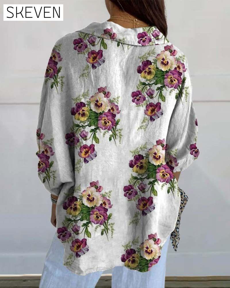 Lässiges Hemd mit Blumenmuster und Dreiviertelärmeln