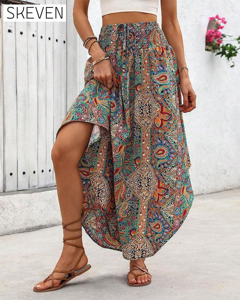 Ein elastischer Bund, Retro-Prints und ein Rock mit abgerundetem Saum