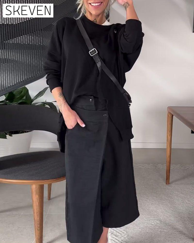 Lässiges Sweatshirt mit Rundhalsausschnitt und Schlitz in Unifarbe