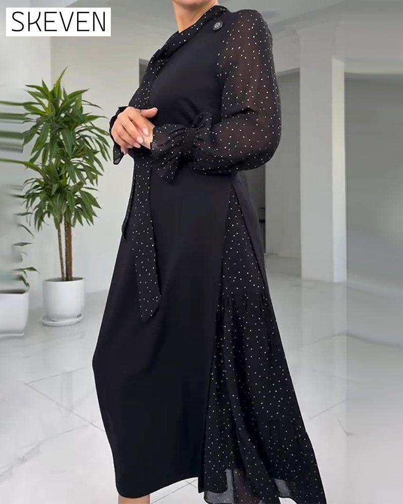 Zweiteiliges Kleid aus Kunstspitze mit Patchworkmuster