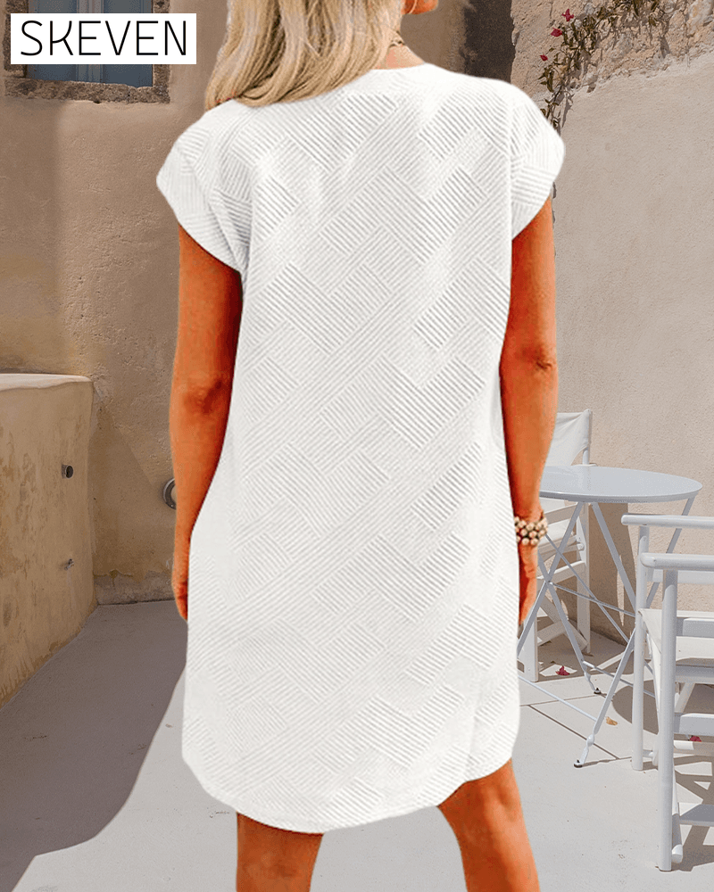 Crew neck pocket short sleeve dress