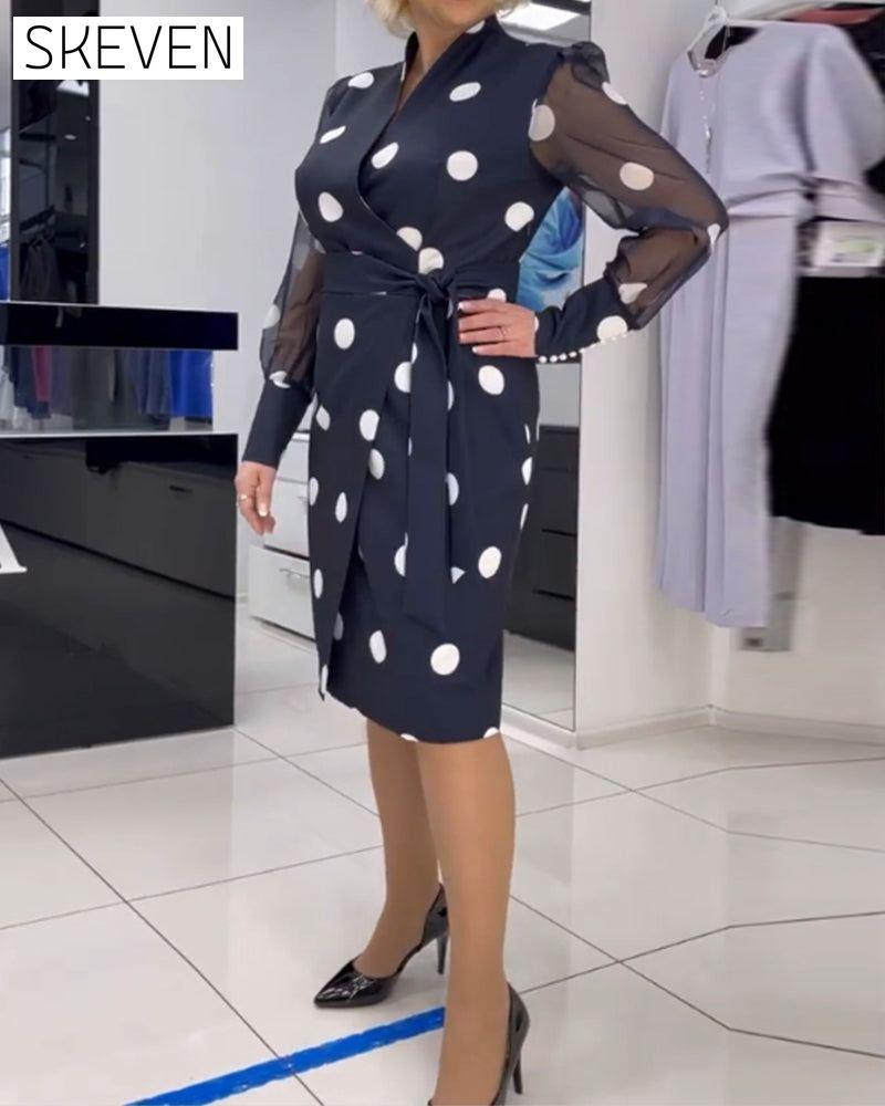 Robe à manches longues transparente à pois