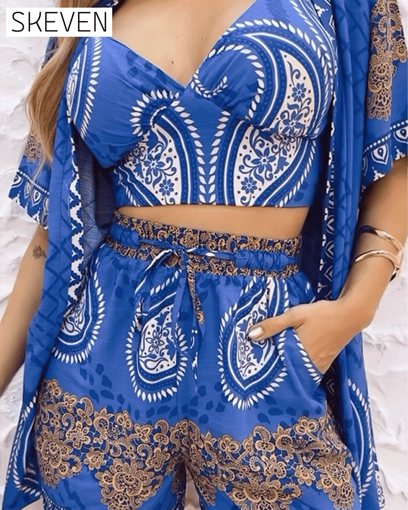 Eleganter dreiteiliger Badeanzug mit Paisley-Muster