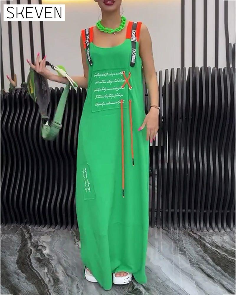 Ärmelloses Kleid mit personalisiertem Buchstabenprint