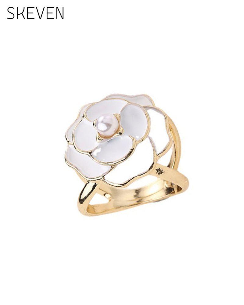 Camellia scarf buckle