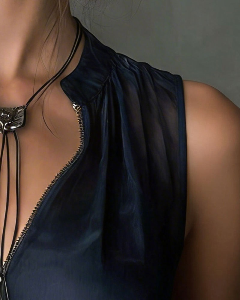 Sleeveless Zipper Casual Blouse