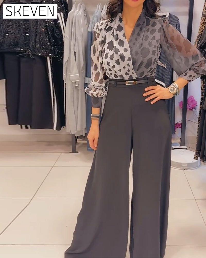 Elegantes Set mit V-Ausschnitt und weitem Bein