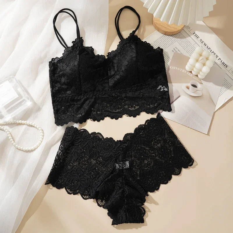 Two-Piece Lace Underwear for Travel - Chic Set