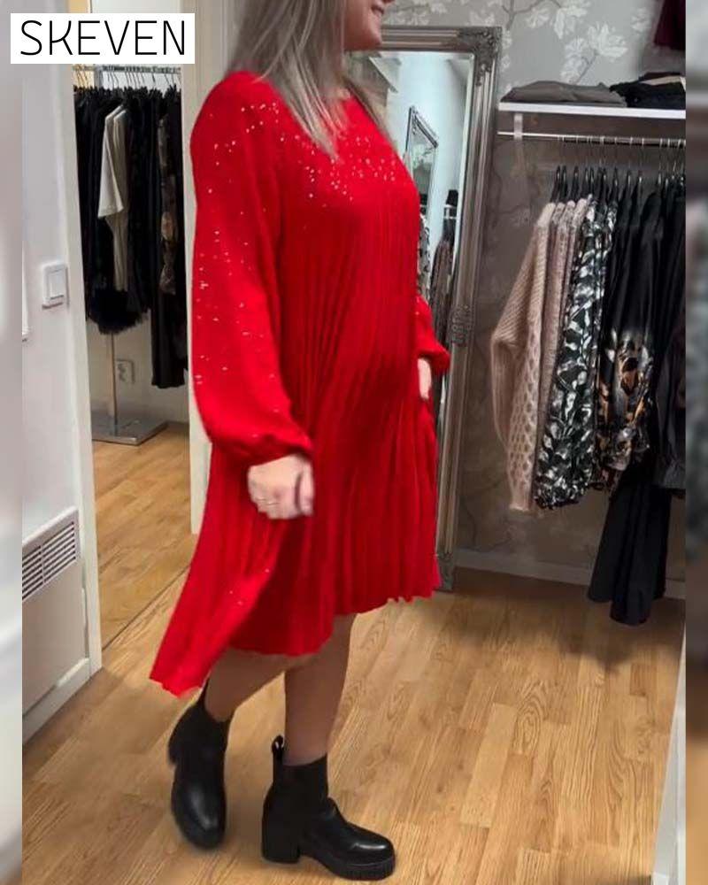 Locker geschnittenes Kleid mit Puffärmeln und Raffungen