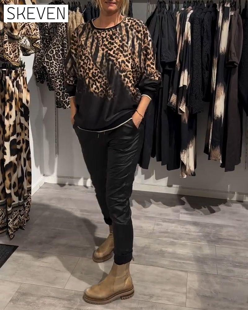 Lässige Bluse mit Leopardenmuster und Rundhalsausschnitt
