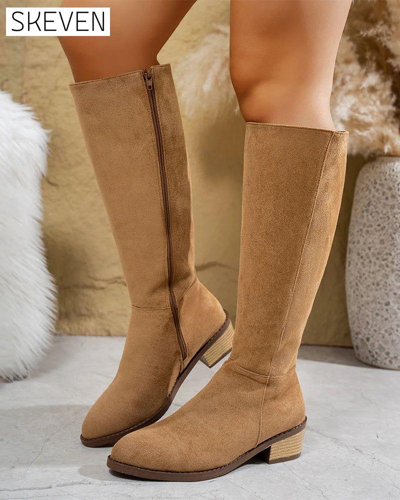 Modische hohe Stiefel für Damen