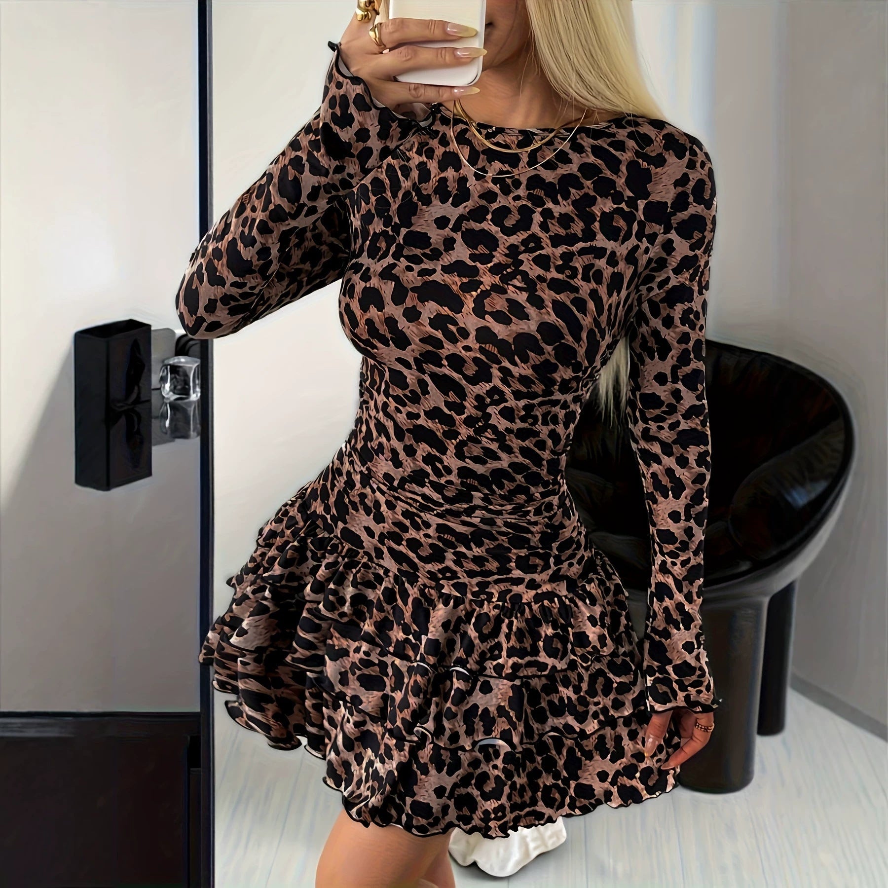 Round-neck Ruffled Long-sleeve Slim-fit Dress