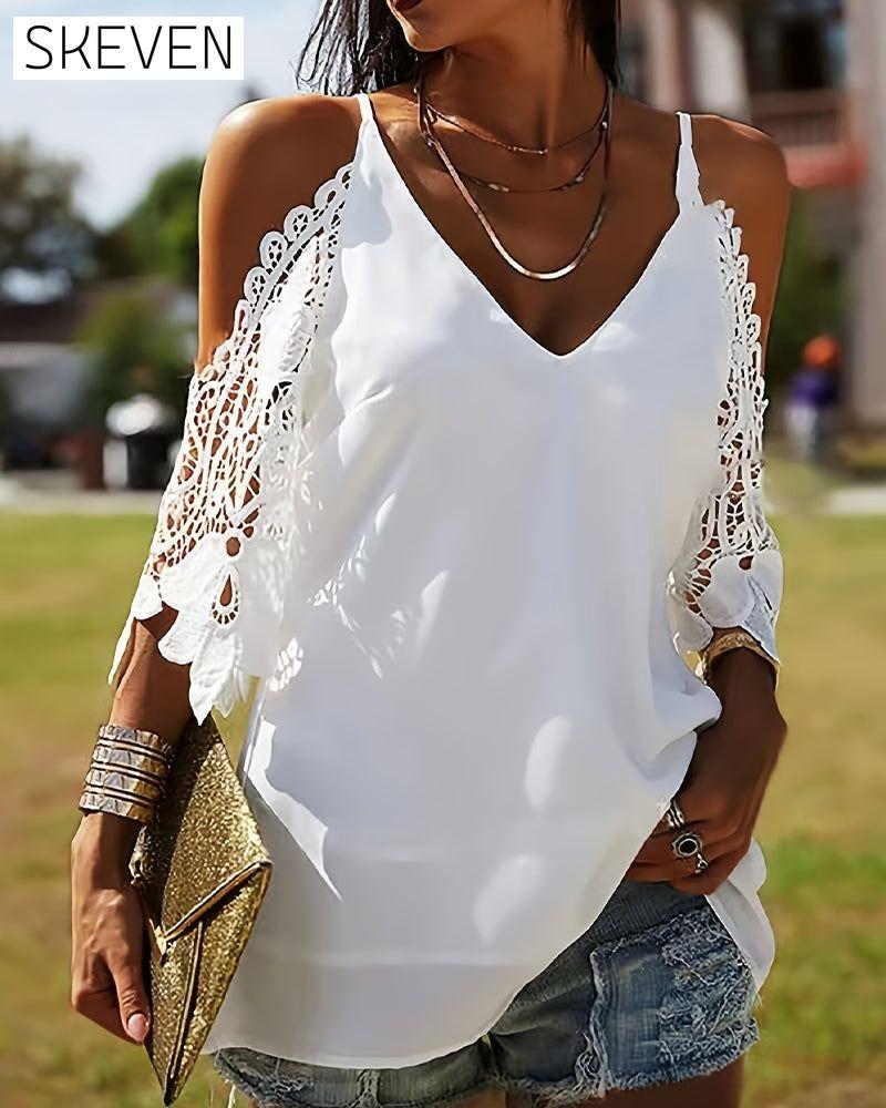 Schulterfreie, einfarbige Bluse mit Cut-Outs