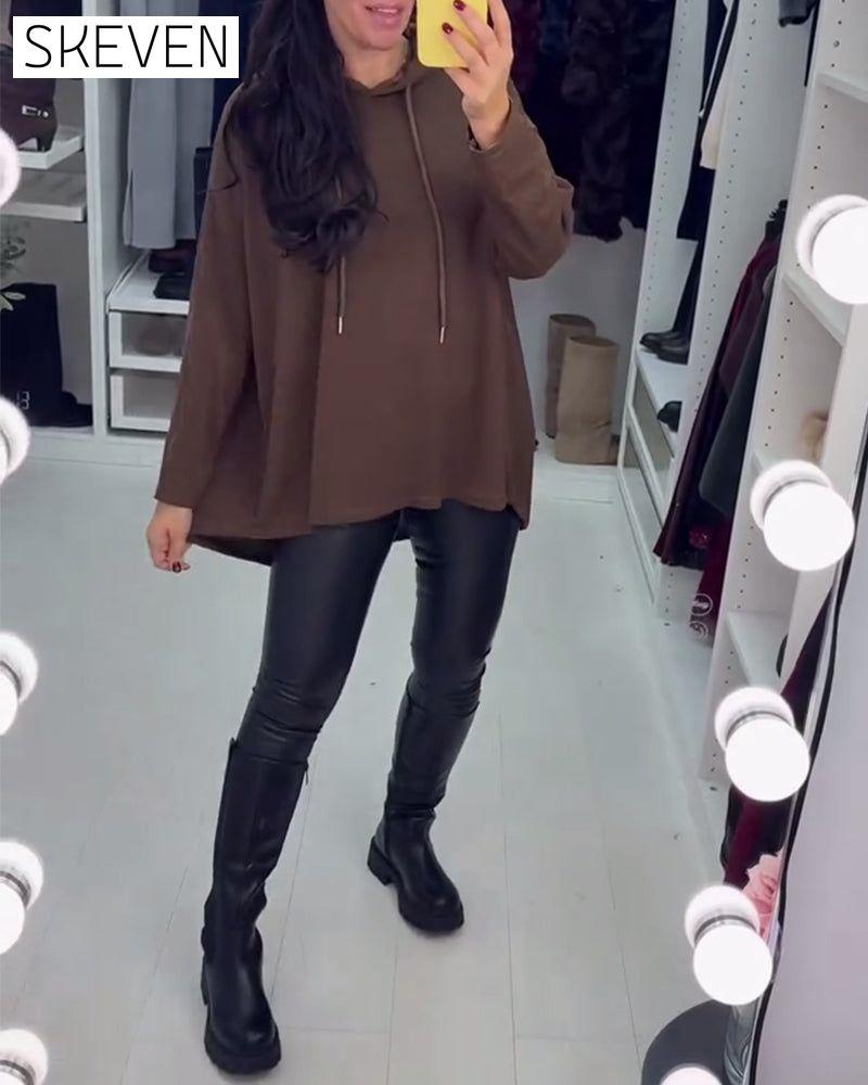 Sweat à capuche à manches longues, coupe asymétrique et ample, couleur unie