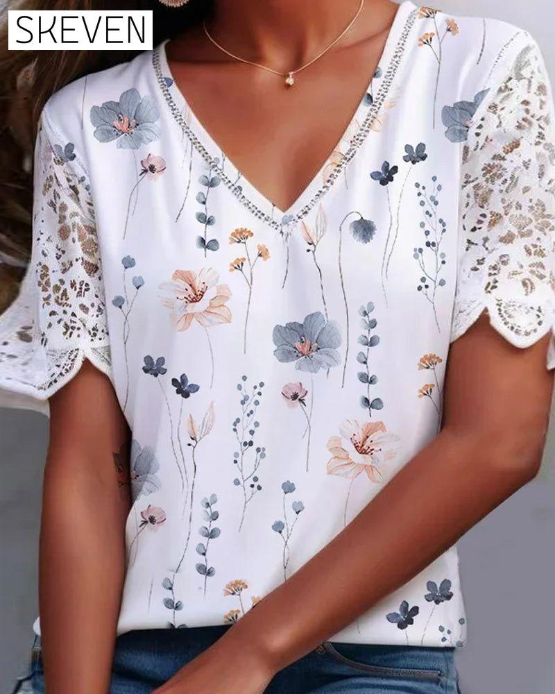 Lace-patched and printed blouse