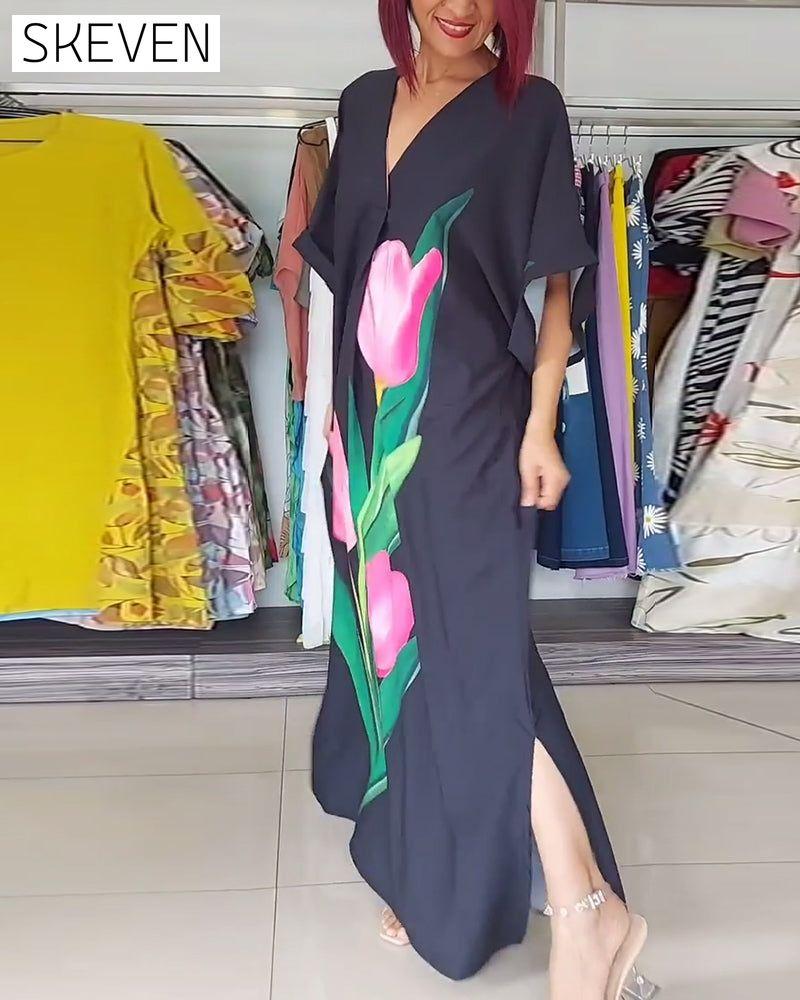 Langes Kleid mit Blumenmuster, V-Ausschnitt und Schlitz