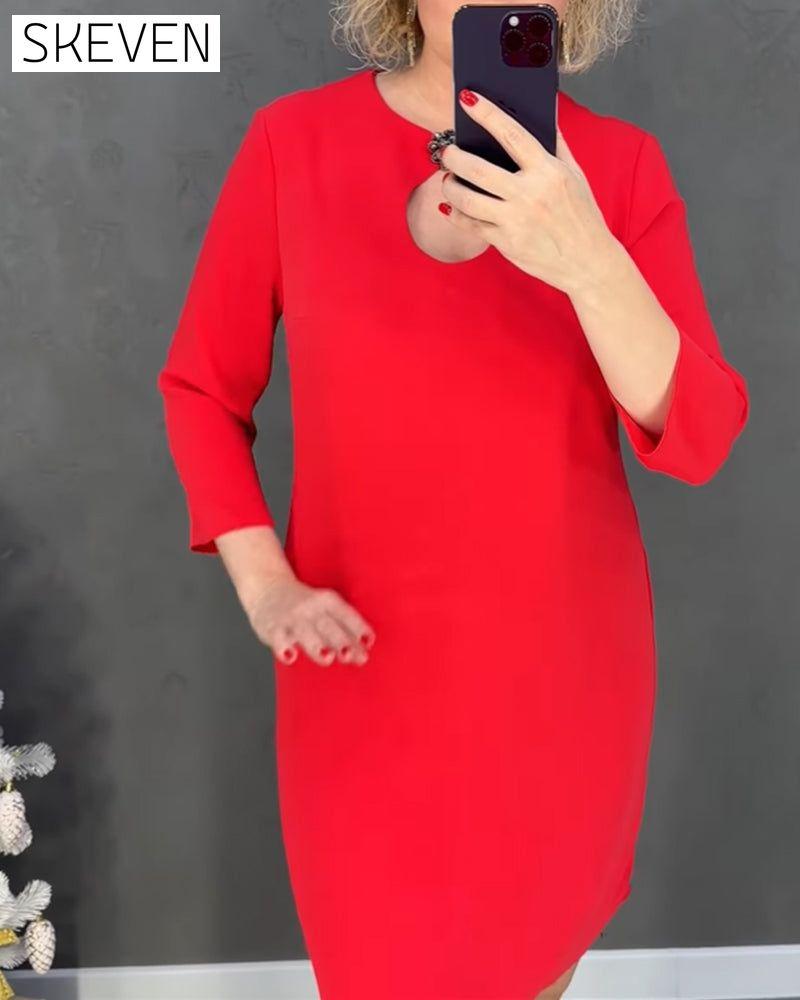 Elegantes, einfarbiges Kleid mit Rundhalsausschnitt