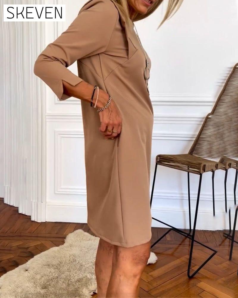 Robe élégante droite à manches longues