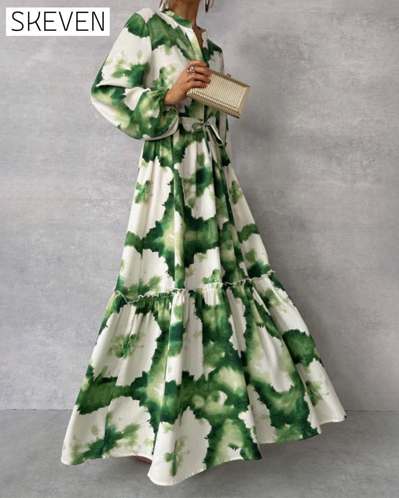 Elegantes Kleid mit Batik-Patchwork-Muster, Kordelzug und Ballonärmeln