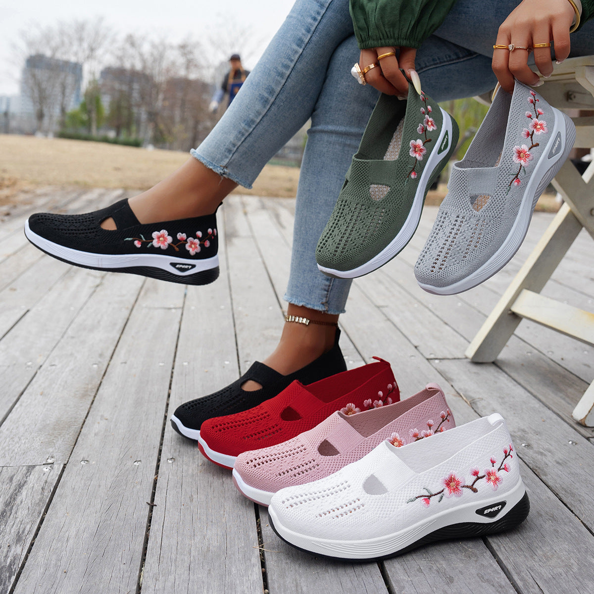 Womens Versatile Breathable Non-slip Sneakers With A Soft Sole Shoe