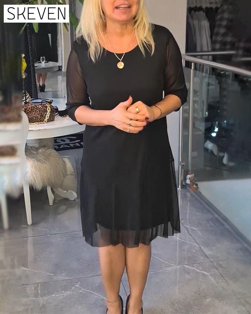 Transparentes und modisches einfarbiges Kleid
