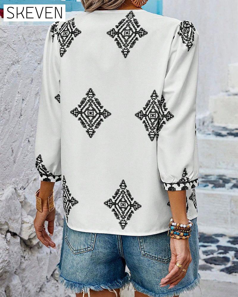 Bluse mit V-Ausschnitt, Rautenmuster und Dreiviertelärmeln