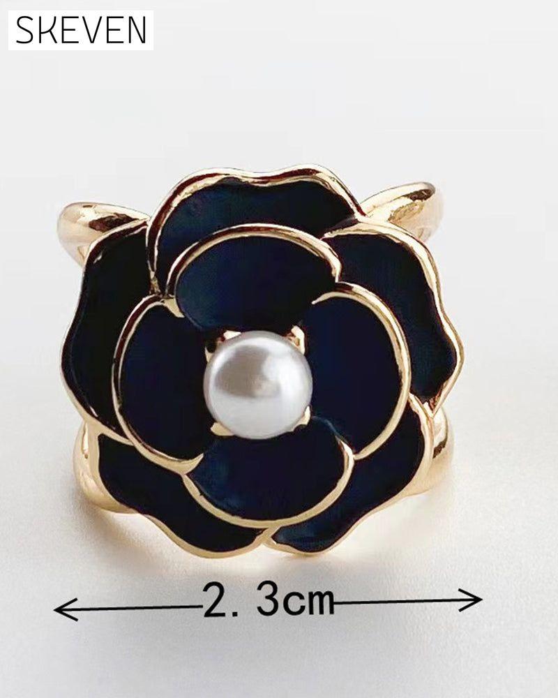 Camellia scarf buckle