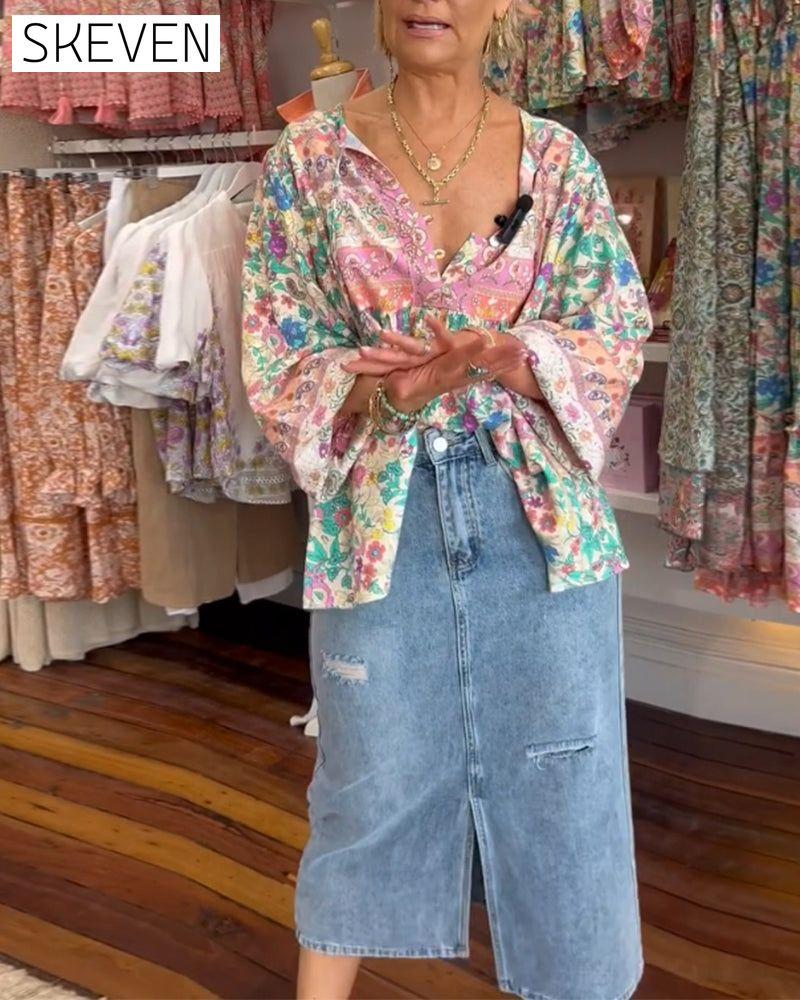 Lässige Bluse mit farbenfrohem Blumenmuster