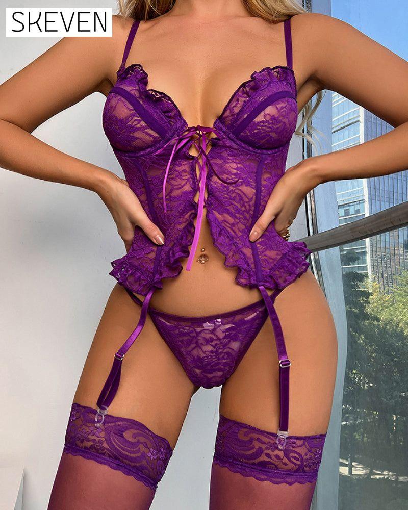 Lingerie trois pièces sexy à bretelles en dentelle