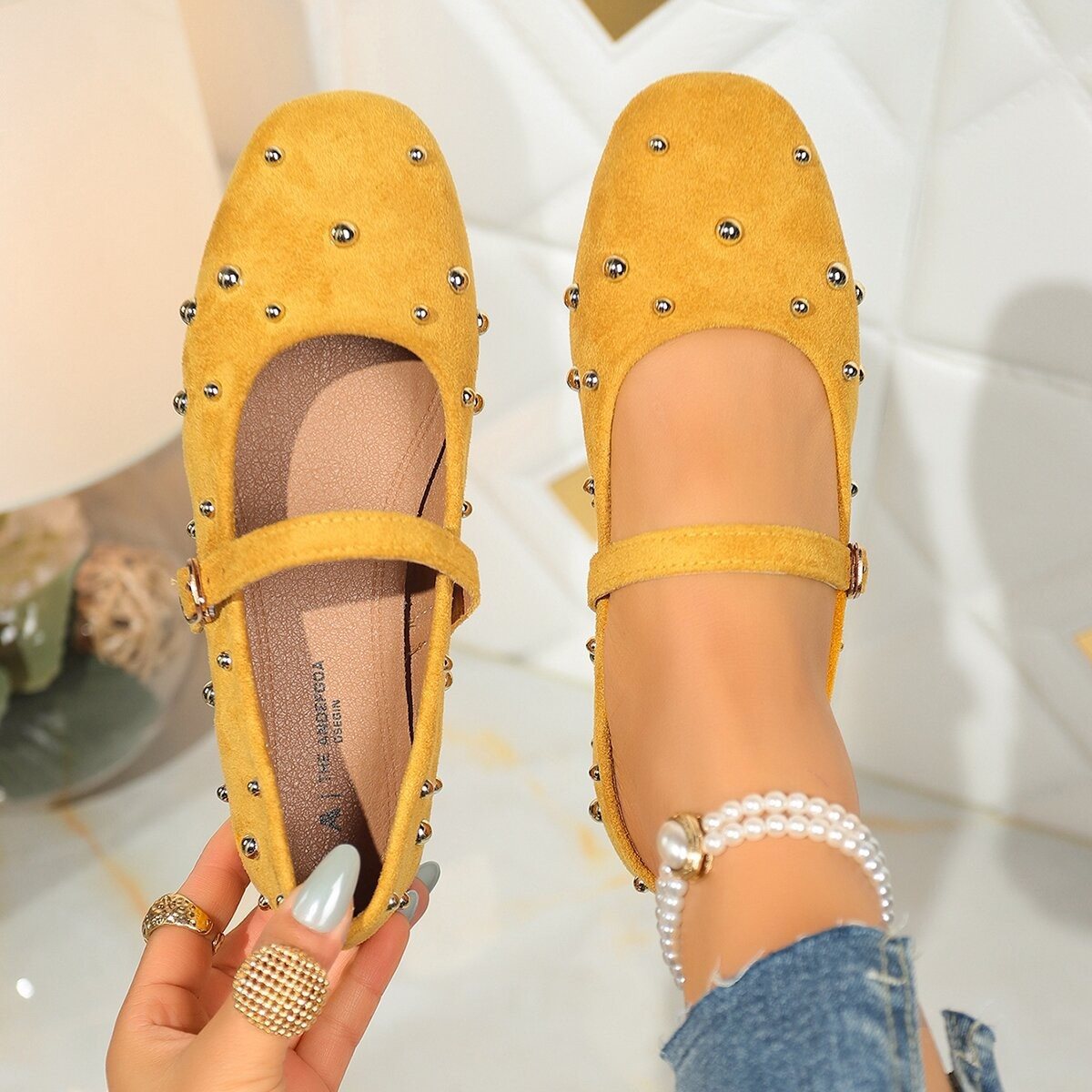 Mary Jane Womens French-style Rivet-studded Round-toe Flat Shoes