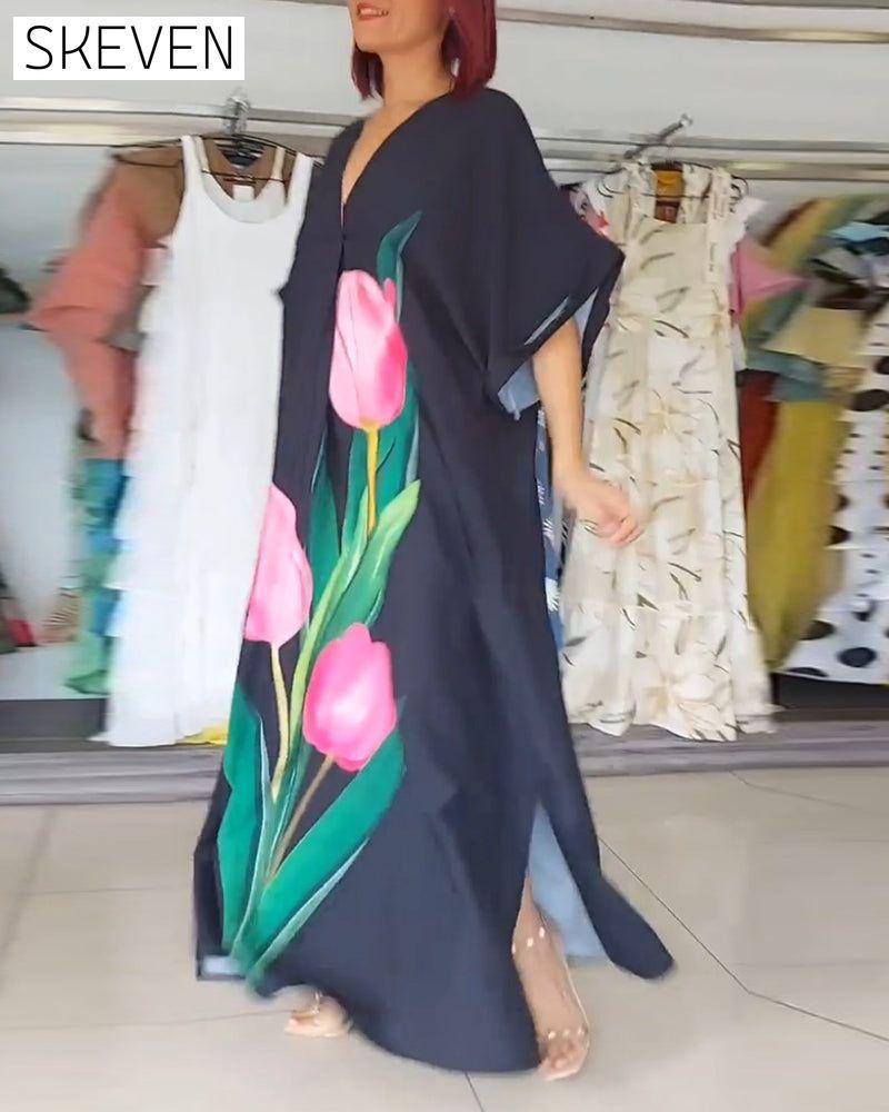 Langes Kleid mit Blumenmuster, V-Ausschnitt und Schlitz