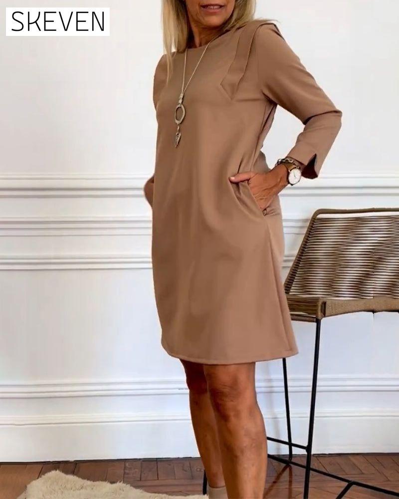 Robe élégante droite à manches longues