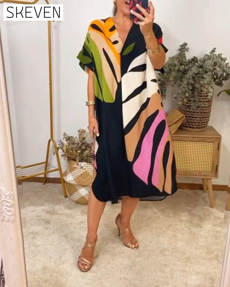 Freizeitkleid mit buntem Blätterprint
