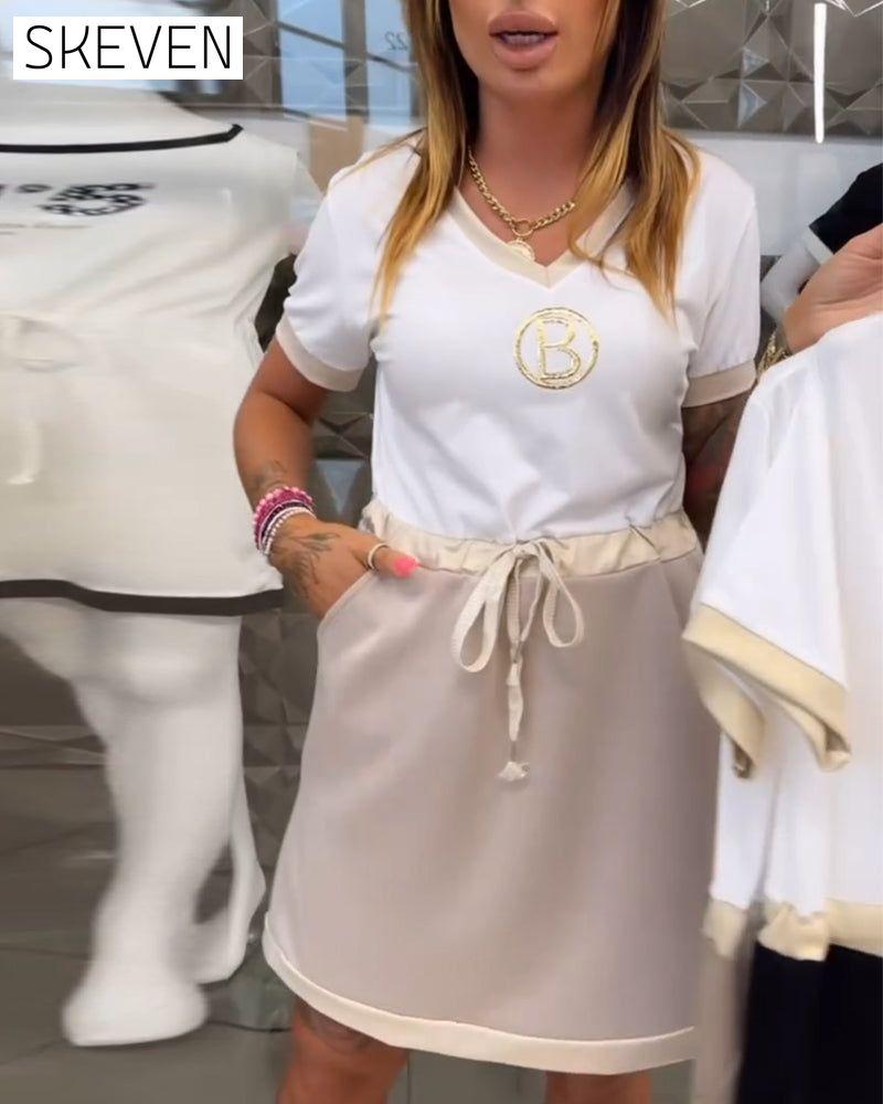 Lässiges Kurzarmkleid mit V-Ausschnitt und Kordelzug