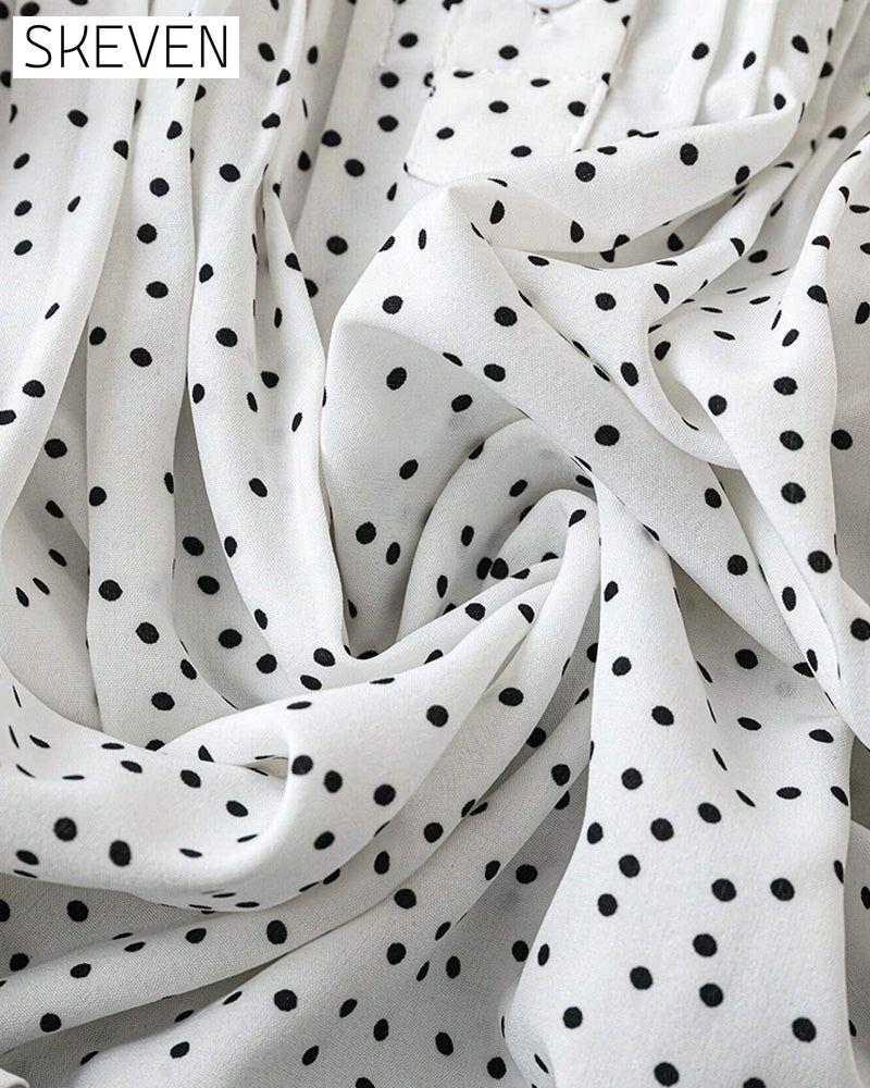 Bluse mit Rüschenärmeln, V-Ausschnitt und Polka-Dots