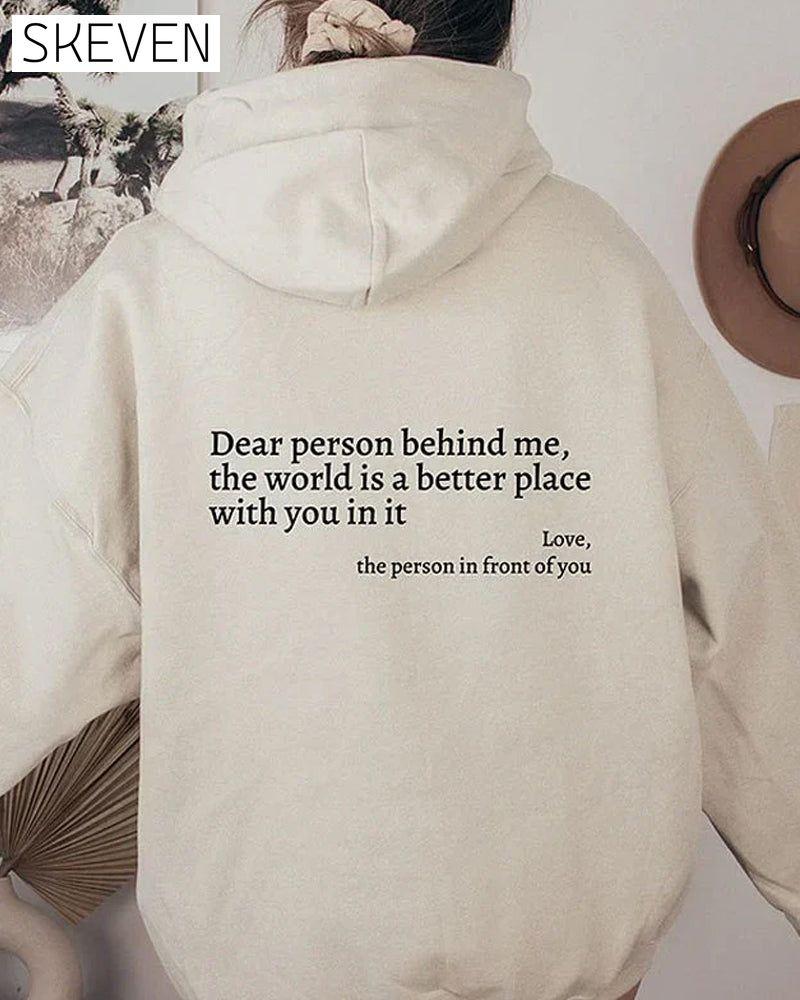 Sweatshirt mit der Aufschrift „Liebe Person hinter mir“