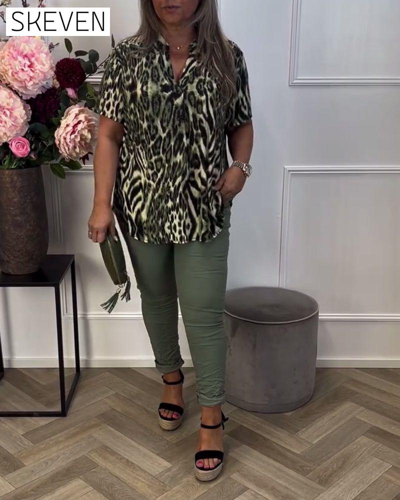 Fashionable Leopard Print Short-Sleeved Blouse