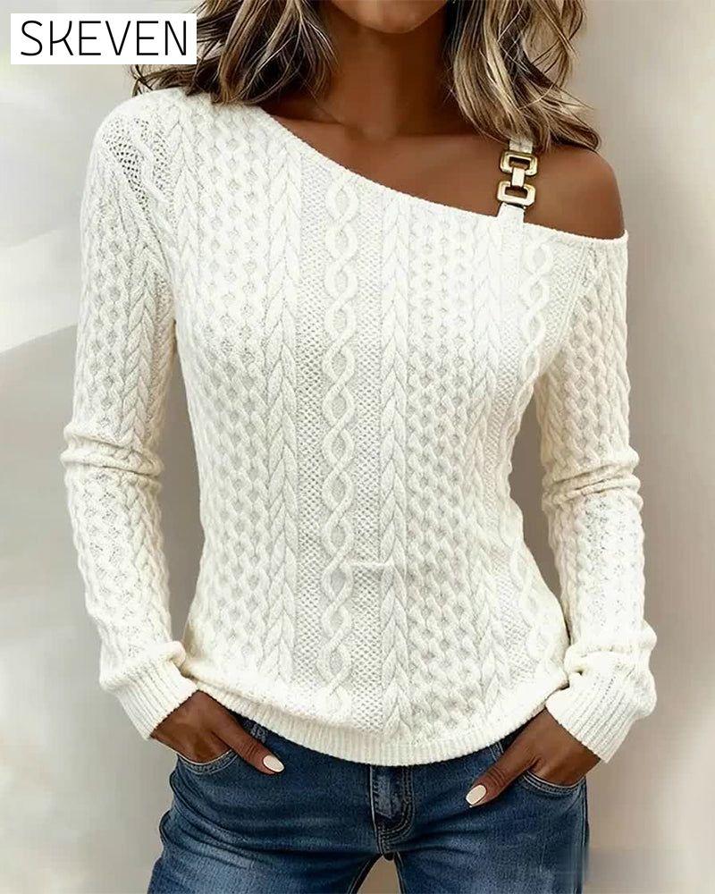 Strickpullover mit Zopfmuster und schulterfreiem Ausschnitt