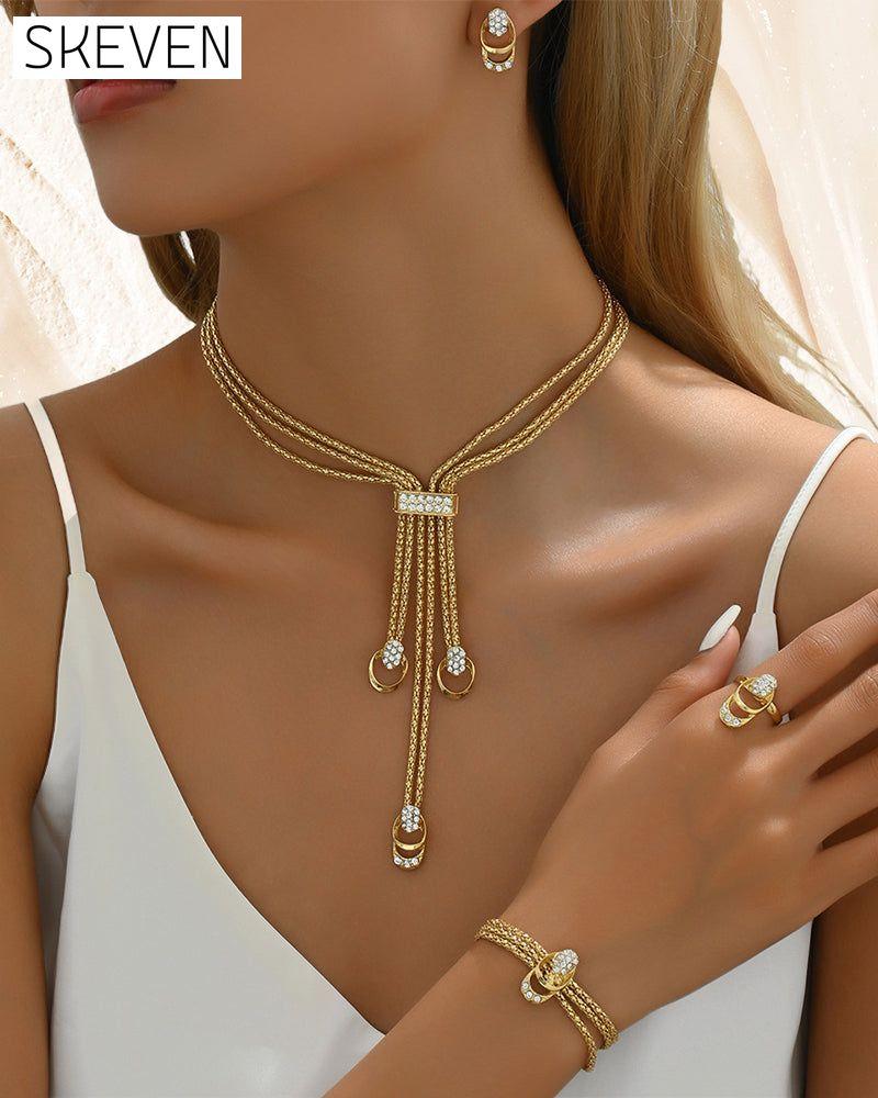 Simple necklace and earrings set