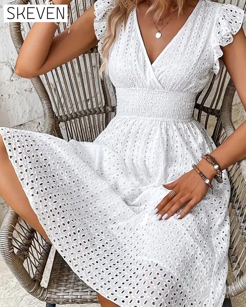 Solid color deep V waist dress