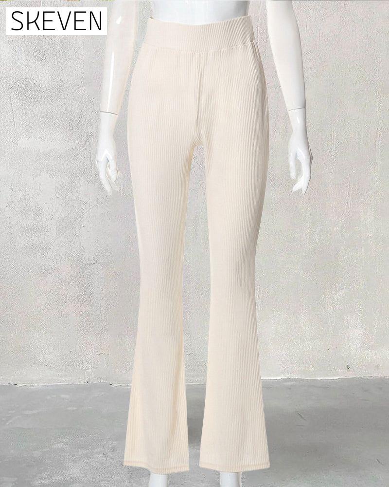 Einfarbige, ausgestellte Slim-Fit-Hose