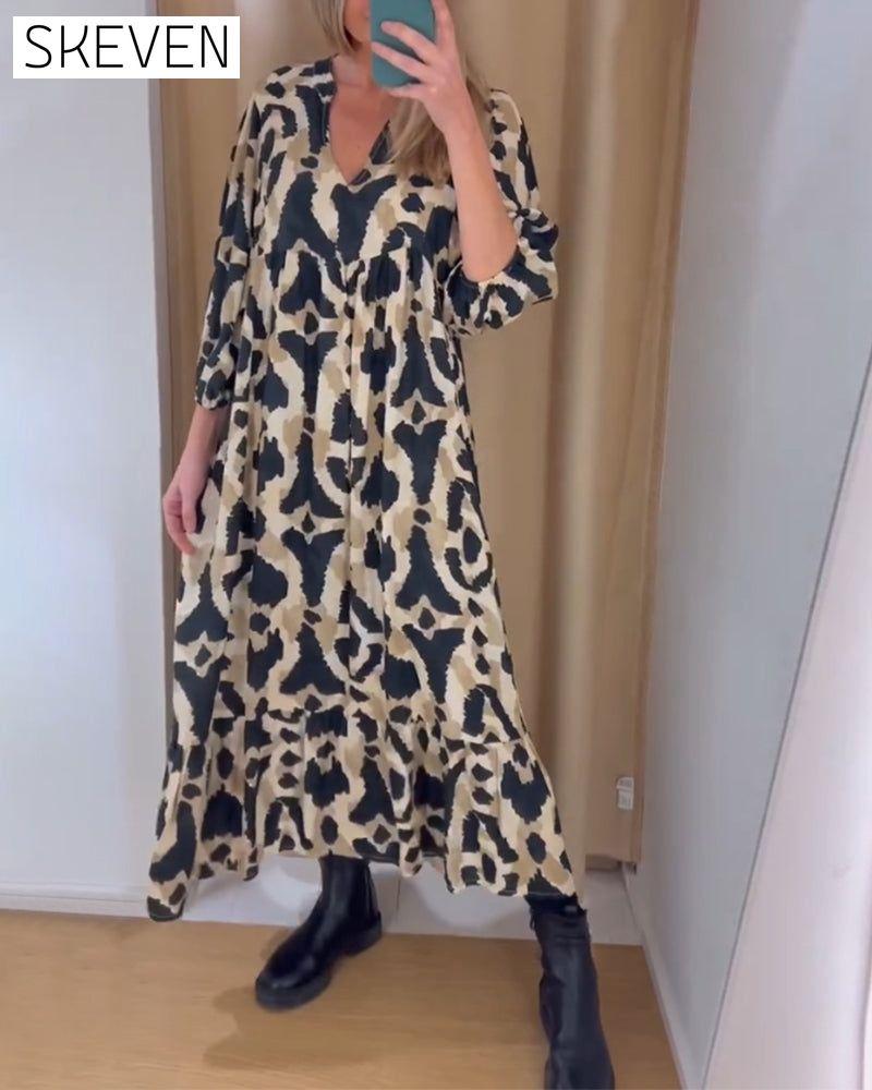 Langes, bedrucktes Freizeitkleid mit V-Ausschnitt