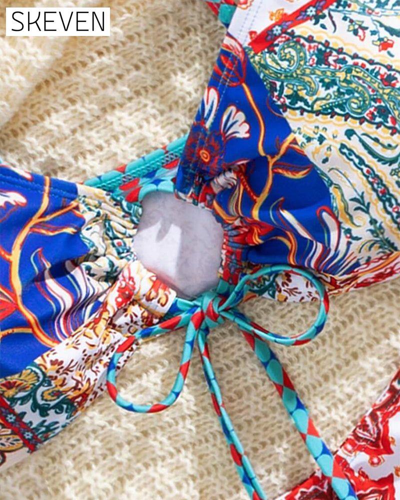 Bedruckter, sexy Triangel-Bikini mit Schnürung